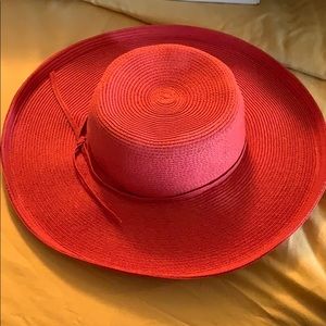 Red s soft straw hat